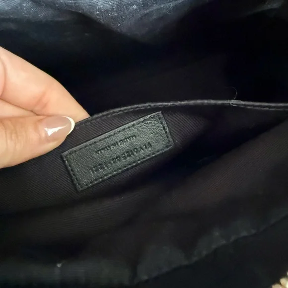 Yves Saint Laurent Tan Quilted Lou Camera Bag - Picture 5 of 7